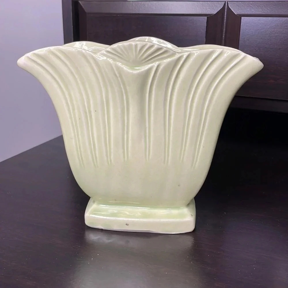 Robinson‎ Ransbottom Pottery Lime Green Vase Vintage Antique Practical Retro